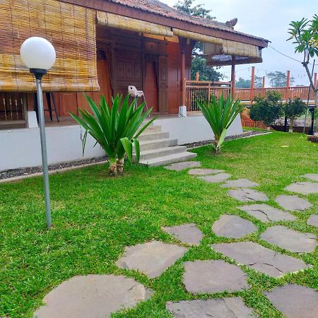 Joglo Kumpul Resort Cangkiran Dış mekan fotoğraf